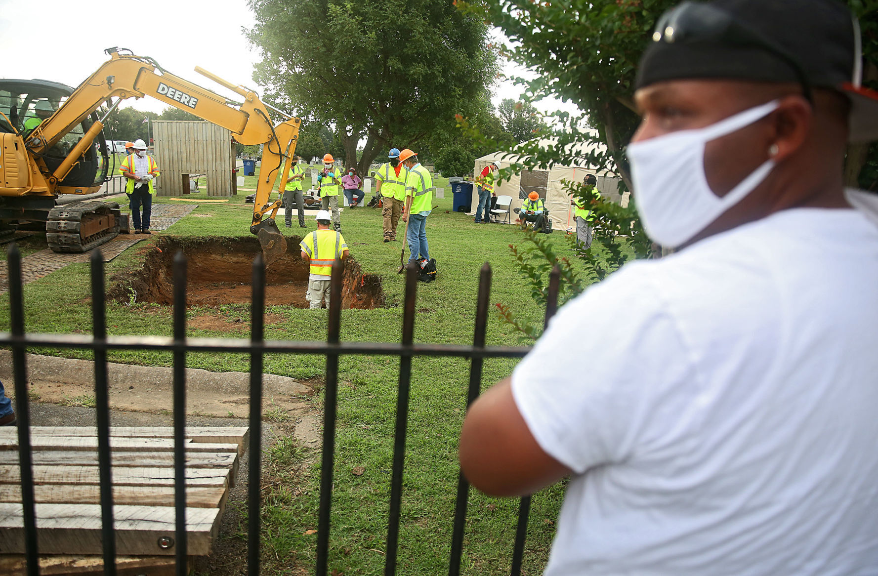 Mass graves search
